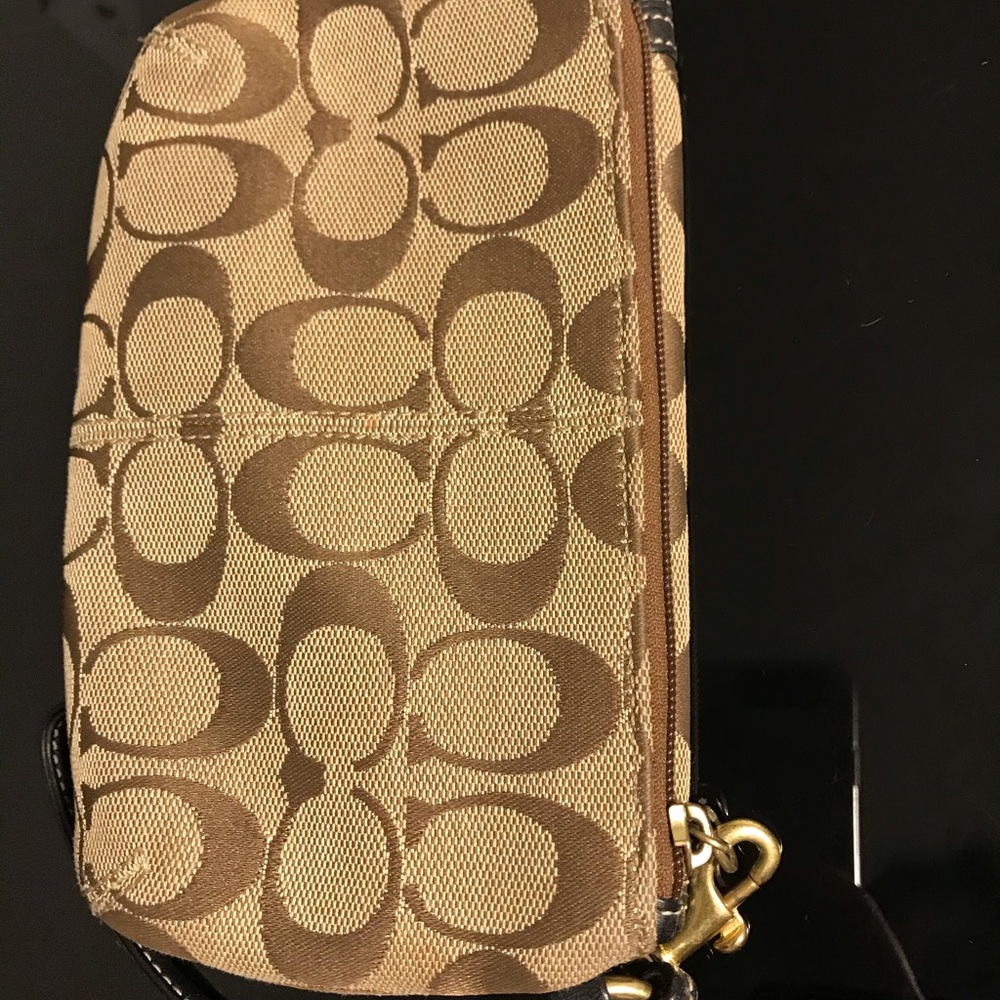 Coach Wristlet - Picture 2 of 4